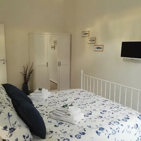 아파트 A Casa Di Chiara